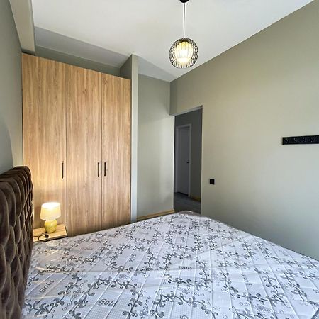 ティビリシVip Apart 608 Sartava Goアパートメント エクステリア 写真